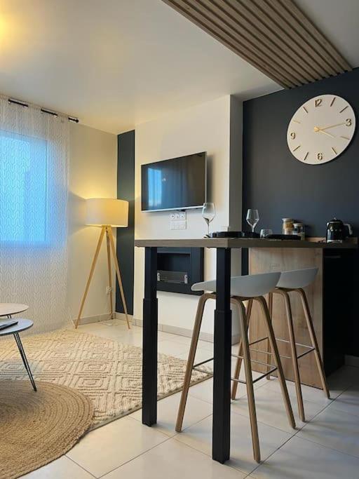 Petit Cocon En Hyper-Centre Apartamento Reims Exterior foto